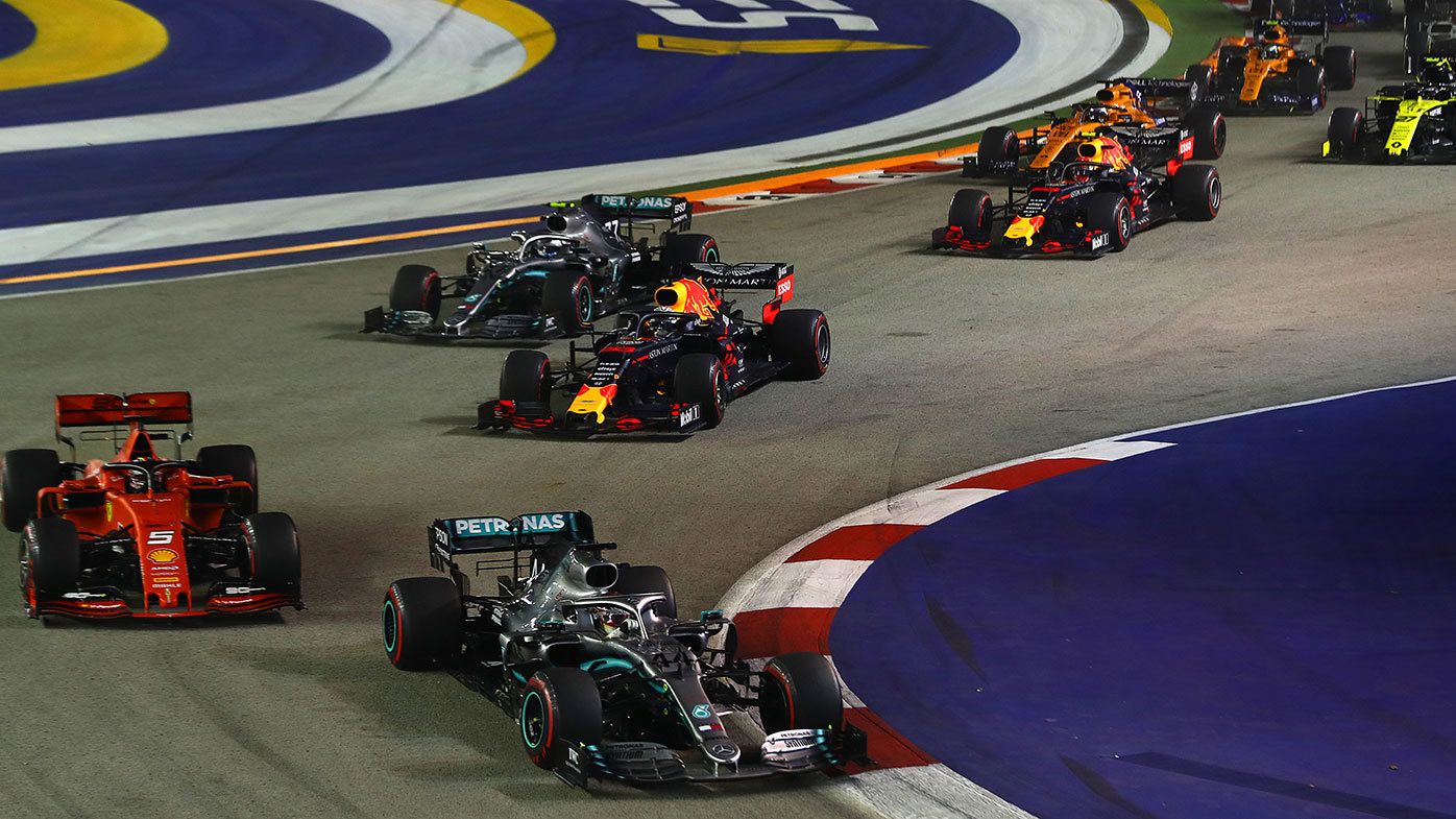 Drivers had to take it easy in the opening stages of the Singapore Grand Prix to preserve tyres.