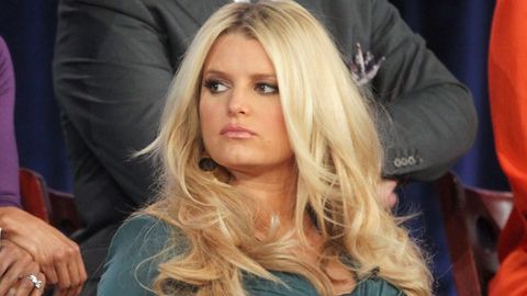 Jessica Simpson cries about hitting the gym to lose baby weight