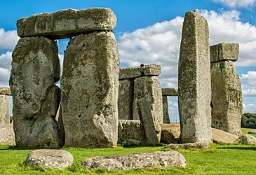 Stonehenge was built during which prehistoric Metal Age period?