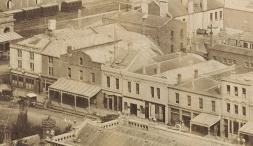 The dentist had his office at 11 Swanston Street, next to where the Young and Jackson pub is now located. 