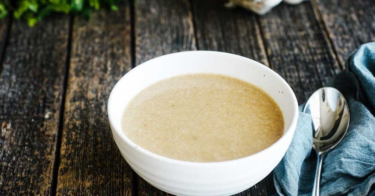Spicy cauliflower and almond soup - 9Kitchen