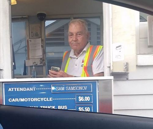 TV reporter Heigi Voight posted this photo of Samsonov, who she called her "favourite" toll worker. (Facebook)