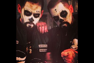 @joelmadden: "Me and @benjaminmadden bring twins for Halloween..."<br/><br/>(Image: Instagram)