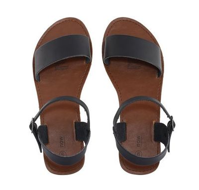 <a href="http://www.kmart.com.au/product/y-back-casual-sandals/1344864" target="_blank">K-Mart Y-Back Casual Sandals, $6.</a>