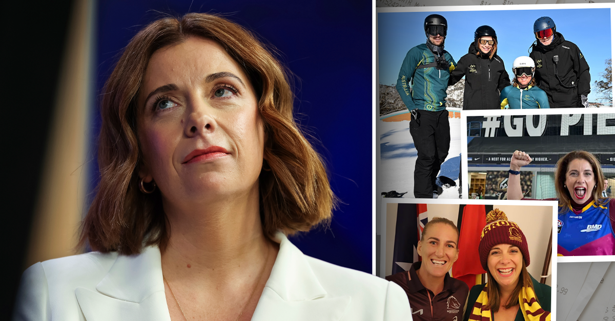 Minister racks up $1000 bill at the tennis. But it's not against the rules