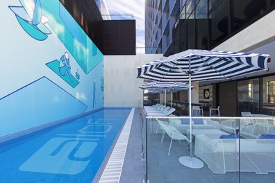 Aloft Perth, hotel, Splash pool