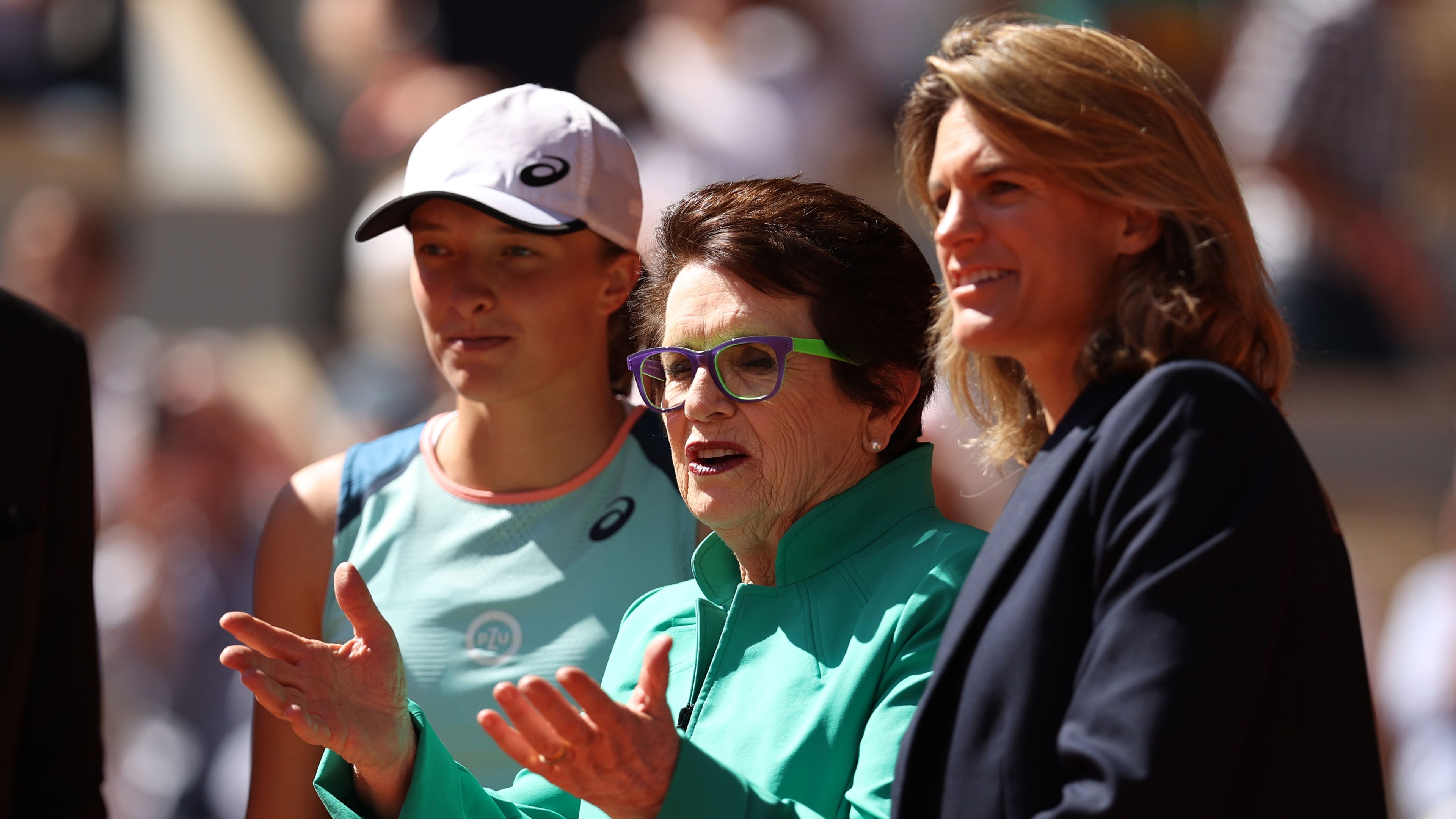 Roland-Garros director Amelie Mauresmo apologises for 'less appealing' women's tennis comments
