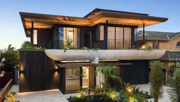 Footy star pockets mega-sum after house sale