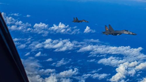 Chinese fighter jets conduct joint combat training exercises around Taiwan