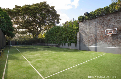 The most epic mansions with flood-lit tennis courts on offer.