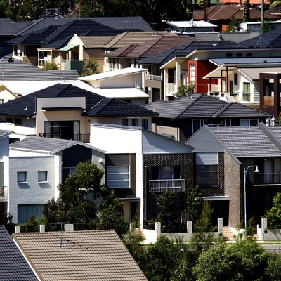 Number of foreign buyers in the new housing market at a five-year high