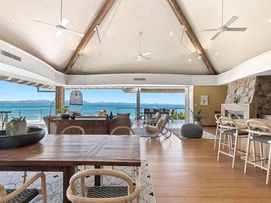 most expensive celebrity homes australia: matt damon byron bay