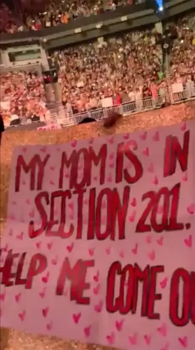 Harry Styles helps fans come out