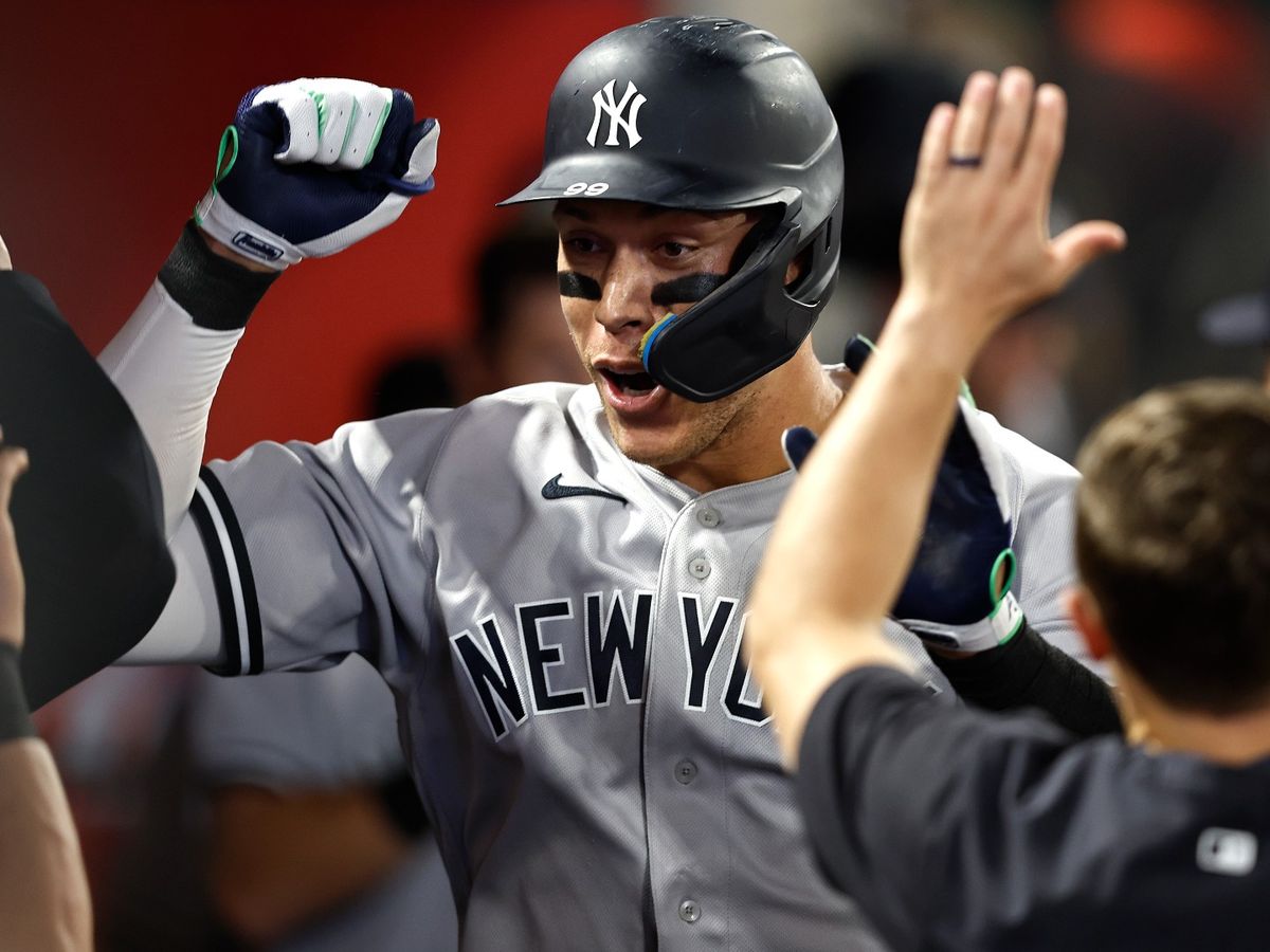 Yankees' Aaron Judge joins elite club in MLB history with 50th home run