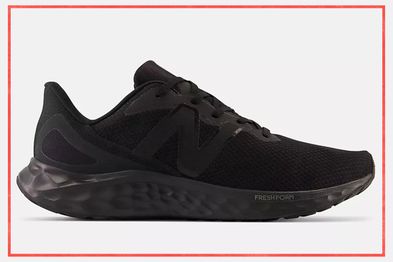 9PR: New Balance Men's Fresh Foam Arishi V4 Sneakers