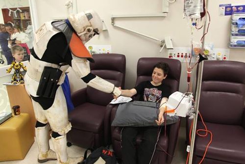 Star Wars stormtrooper charity walker Scott Loxley meets Chopper