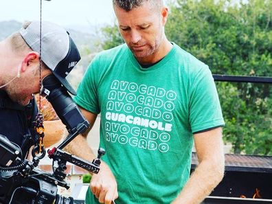 Chef Pete Evans promotes anti-vaccination podcast