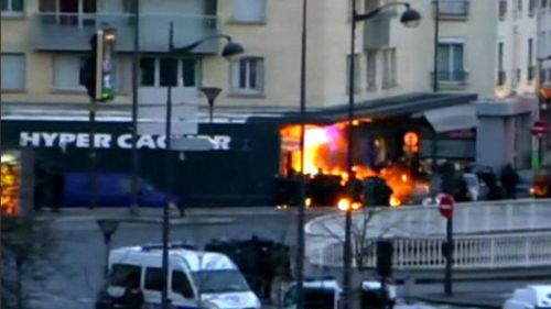 Hostage-taker at Paris kosher deli shot dead by police