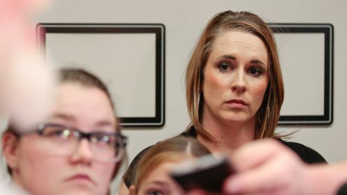 Amanda Hunt is mourning the grisly death of her 17-year-old niece Brelynne Otteson. (AAP)
