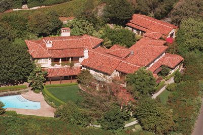 In 2000, <b>Meg Ryan</b> joined true Hollywood royalty when she bought this $8 million Spanish style mansion in Bel Air, California. Joining Clint Eastwood and Nicolas Cage in the hood, Meg's home was set on 7000 square feet, with six bedrooms, seven bathrooms, a screening room and of course, the obligatory swimming pool. But apparently the massive villa was too 'cold' for the <i>When Harry Met Sally</i> star, and she decided to sell up in 2008. The house was listed for $19.5 million but a $10 million profit was too much to wish for The house didn't sell and Meg relisted in 2009 for a more modest $14.2 million.
