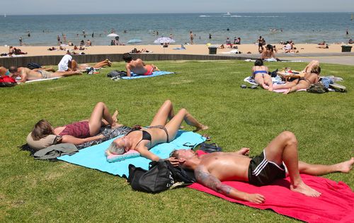 A total fire ban is in place with the people of Melbourne expecting temps in the 40s.