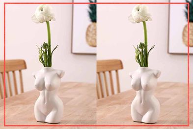 9PR: Female Body Vase