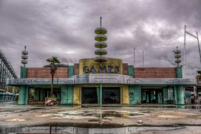 Abandoned New Orleans Theme Park Reclaimed By Mother Nature After Hurricane Katrina