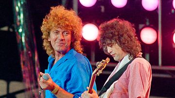 A new trial has been ordered in the lawsuit accusing Led Zeppelin of copying the intro riff to Stairway to Heaven from a song by the Californian band Spirit.