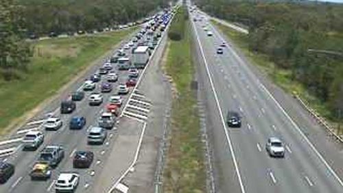 Holiday drivers facing third day of Bruce Highway delays