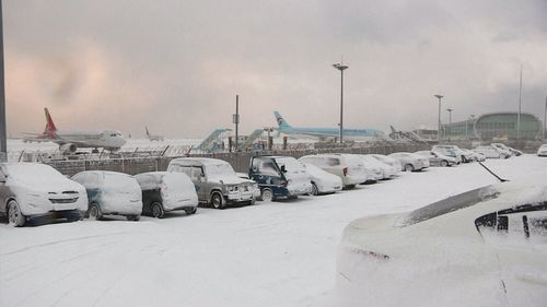 Heavy snow and cold temperatures closed the airport on the Korean island of Jeju