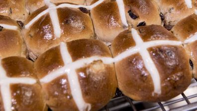 Hot cross buns