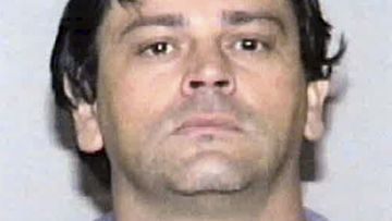 Brazilian man Roberto Wagner Fernandes was found responsible for the death of three women in Florida 20 years ago. 