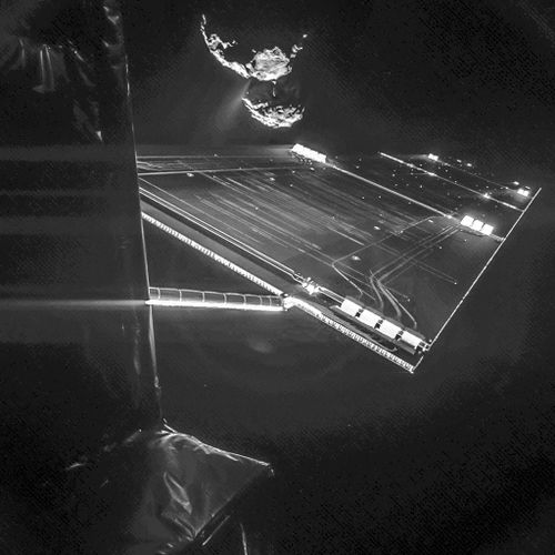 Rosetta snaps 'ultimate space selfie' before historic comet landing