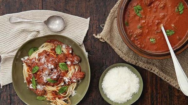 Spaghetti with meatballs