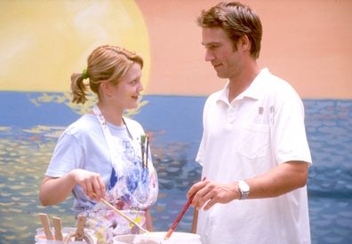 Michael Vartan and Drew Barrymore star in Never Been Kissed.