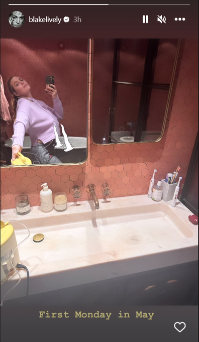 Blake Lively shares selfie pumping   from bathroom at home ahead of Met Gala