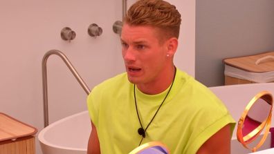 Callum details chaotic time he was banned from Uber in an unseen moment from the Love Island Australia Villa.