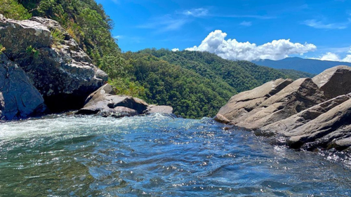 Image of Windin Falls, Queensland.