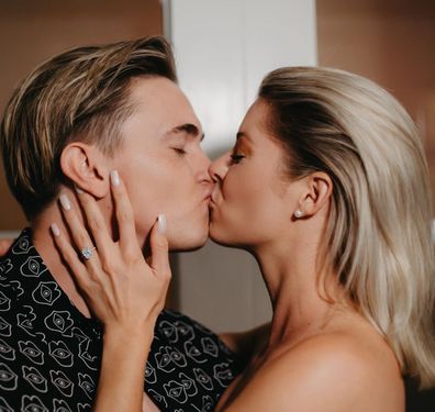 Former teen heart throb Jesse McCartney got engaged to his longtime girlfriend Katie Peterson.