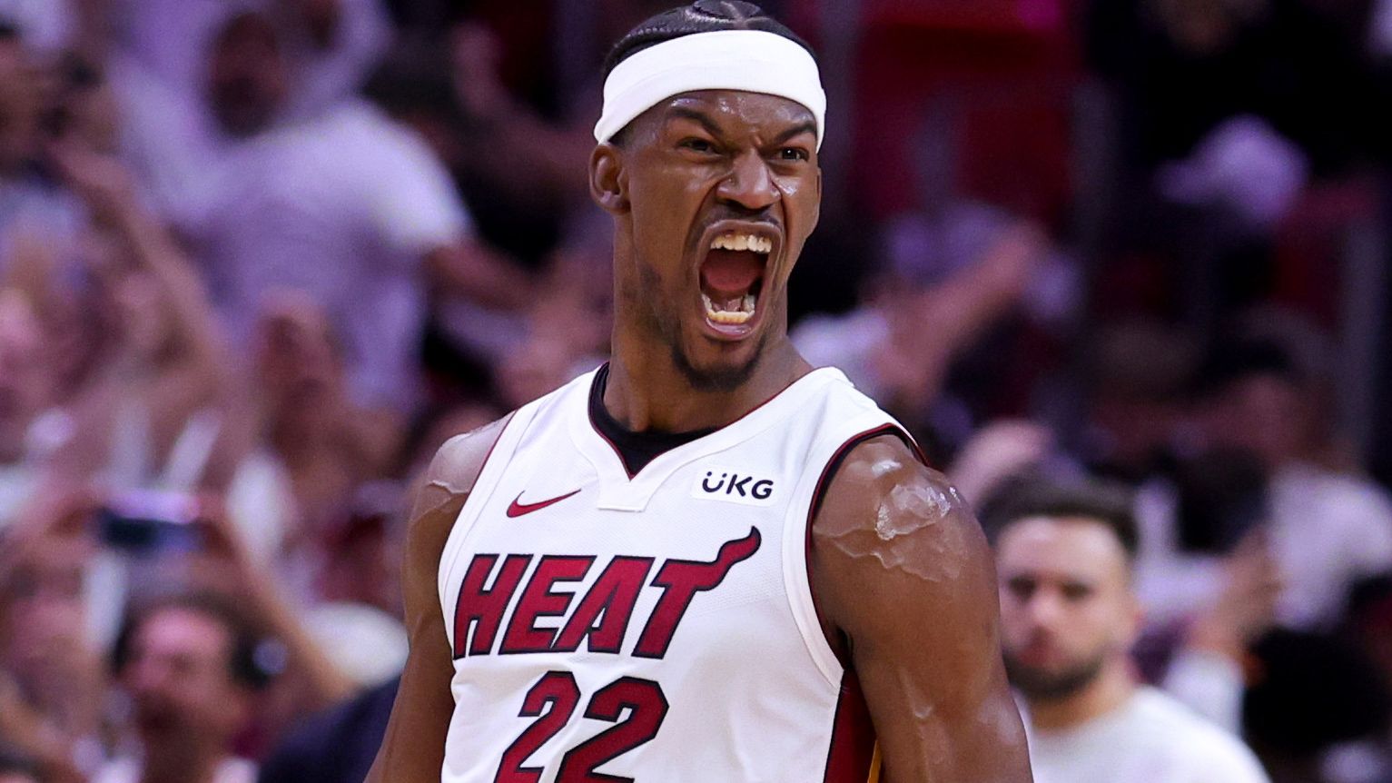 'Playoff Jimmy' Butler scores 56, Heat stun Bucks 119-114 for 3-1 lead