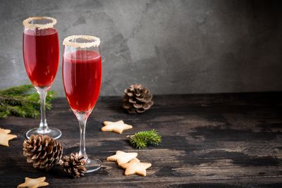 ARIES (March 21 – April 19): CRANBERRY MIMOSA