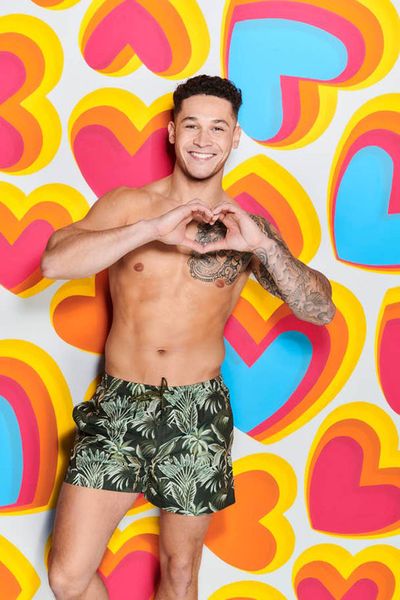 Love Island Uk 2020 Cast Of Winter Love Island Uk Season 6 Revealed