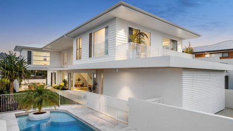 Top 20 finalist for Channel Nine's Australia's Best House of 2022 has hit the market.