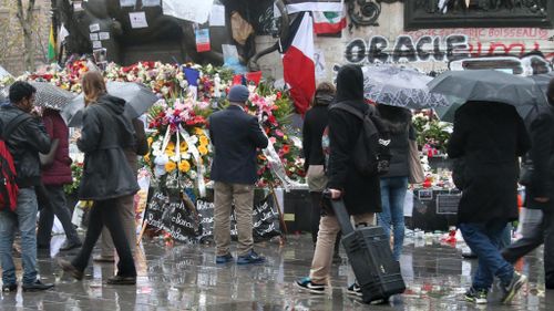 Belgium hands over two key Paris attacks suspects to France