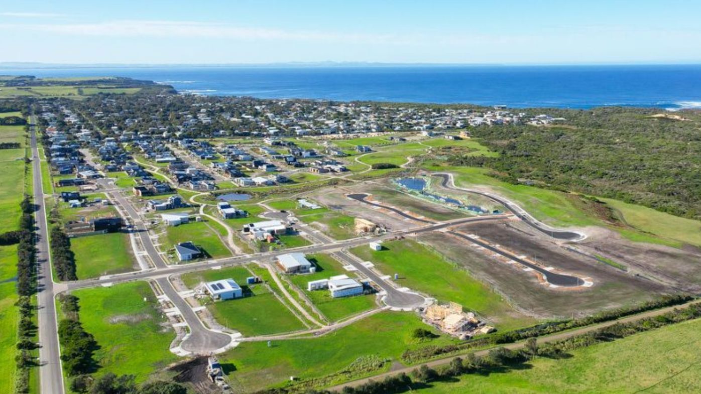 Aussie land prices: A patch of dirt has never been more expensive