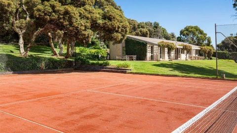 aussie homes for sale with incredible tennis courts domain
