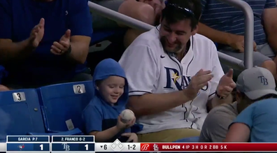 Yoink! Dad Nabs Foul Ball While Holding Baby At Cubs Game