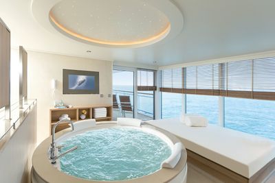 <strong>Hapag Lloyd cruises &ndash; Owner suite on MS Europa 2</strong>