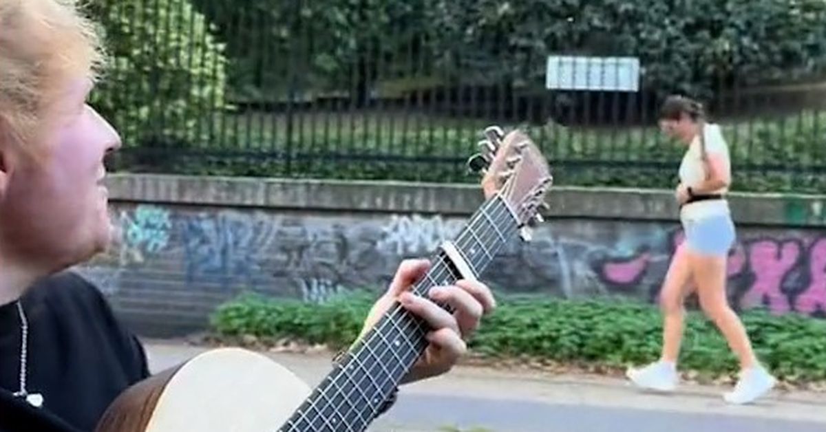 Ed Sheeran surprises runner by serenading her from canal boat, singing