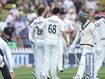 Aussies lose quick wickets in awful collapse